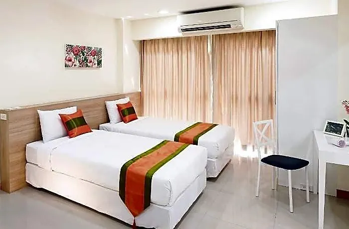 The Plimplace 3*